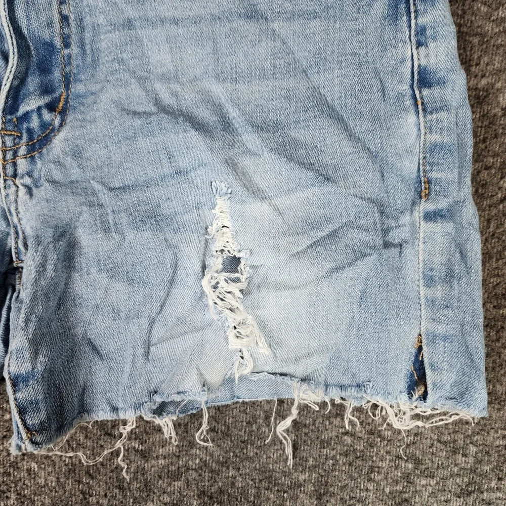 Kancan Denim Shorts Womens 27 Light Wash Distressed Raw Hem Blue EUC